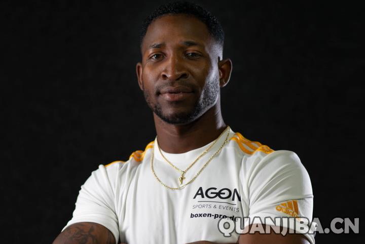 阿拉尔希赫：阿瓦雷兹将在5月对阵威廉-斯卡尔