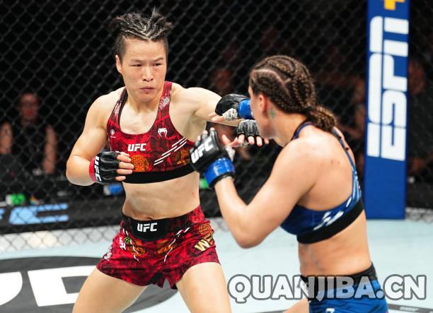 张伟丽(散打)雄姿夺回UFC冠军！王聪与茸主裁判判定胜利