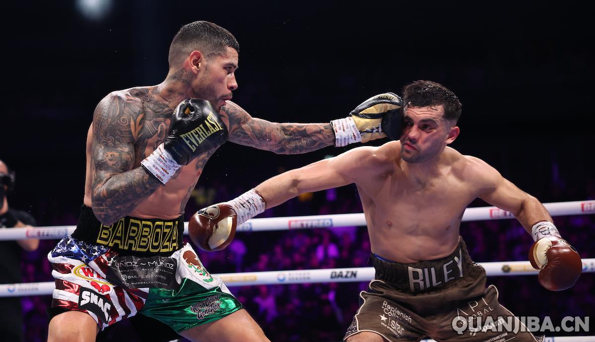 小巴博萨逆风夺冠，成功登上WBO过渡拳王宝座