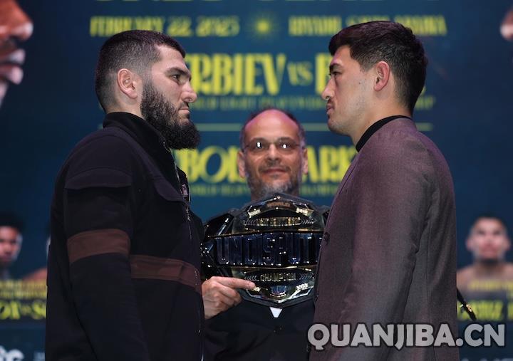 科瓦列夫和尼尔森讨论贝特比埃夫对比沃尔的对决