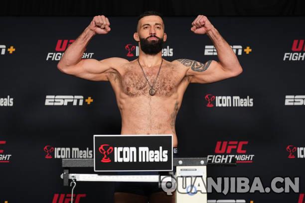 搏击盛宴：维托里vs多利泽2！赛前称量