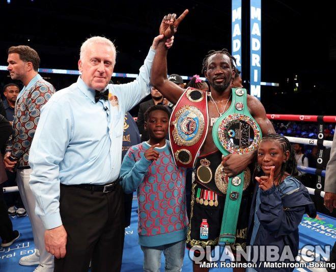 沙特富豪探讨阿瓦雷兹对阵克劳福德的官