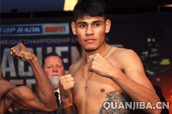 查理-苏亚雷斯将面对纳瓦雷特队，比赛将