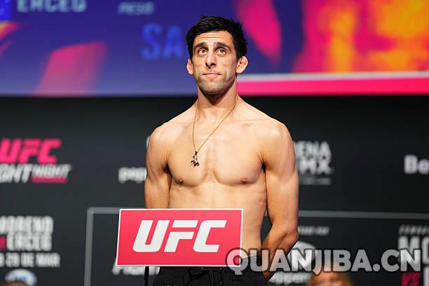 格斗盛宴：莫雷诺对决埃尔切格！散打赛前称重环节揭晓