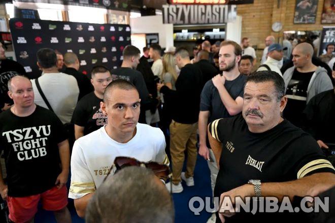 茨尤和斯宾塞进行公开训练，准备周日晚