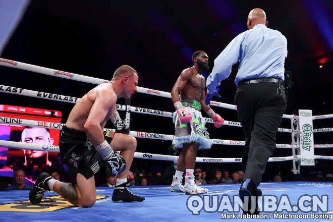 恩尼斯和斯塔尼奥尼斯分享赛后心得经验