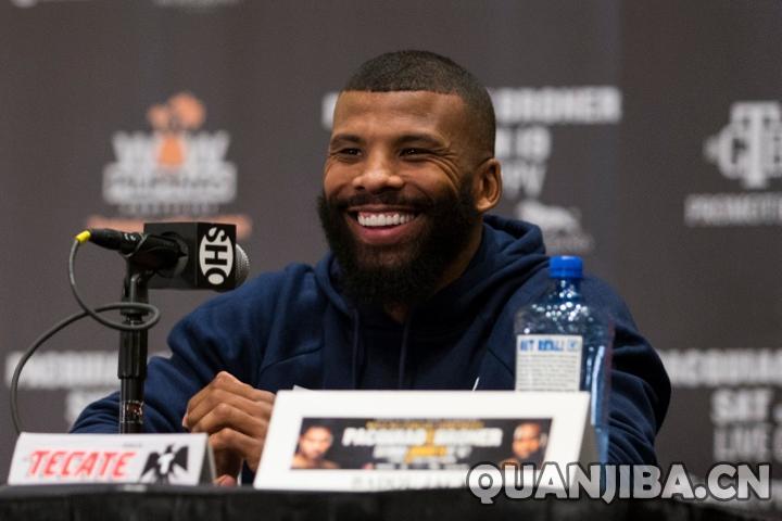 杰克挑战乌西克：迈向重量级之路