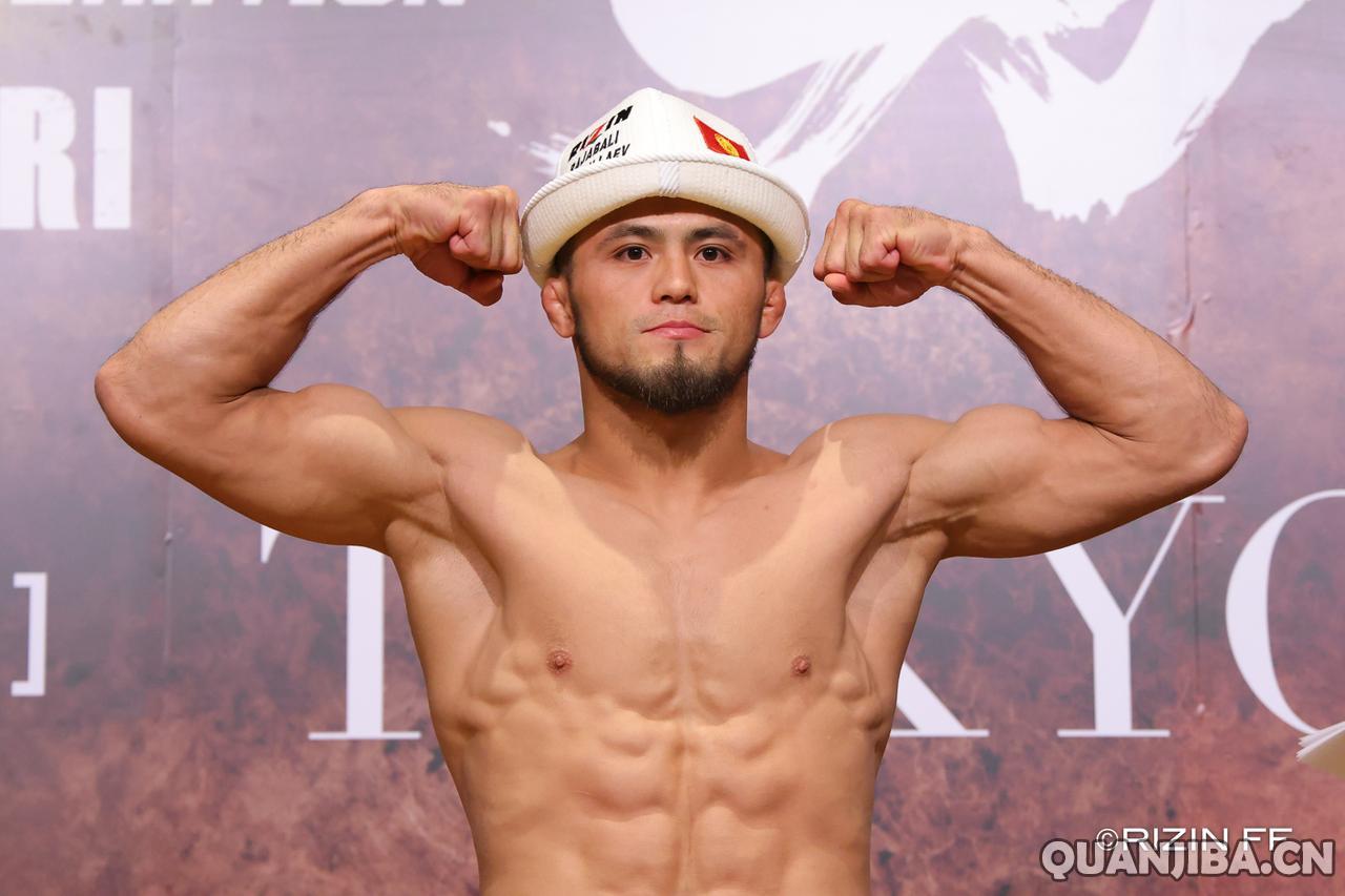 RIZIN雷神“男祭”赛前泰拳称重Traduire en anglais