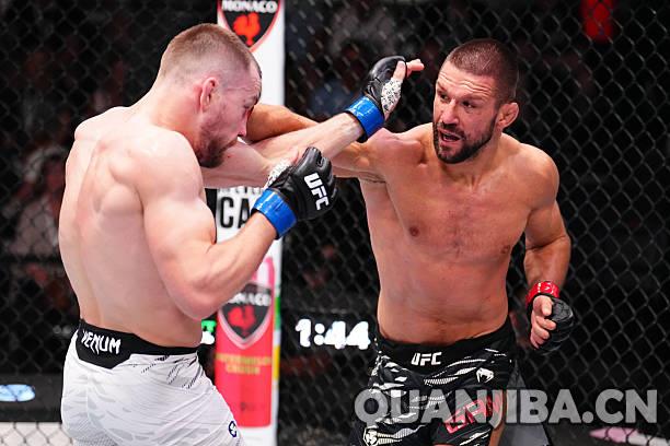 加姆罗凭借显著优势战胜克莱因，巴伯因健康问题退出比赛