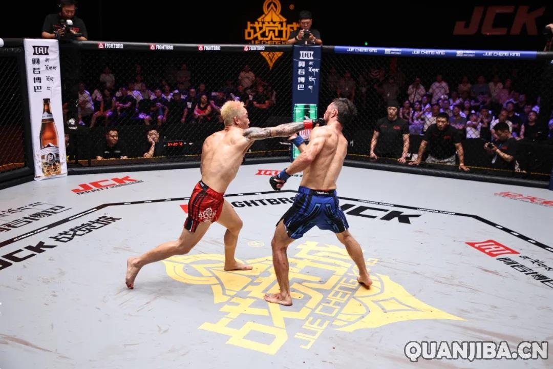 都力勒强势回归!吴泽在泰拳赛中47秒内KO获胜 | JCK觉城之夜101战报