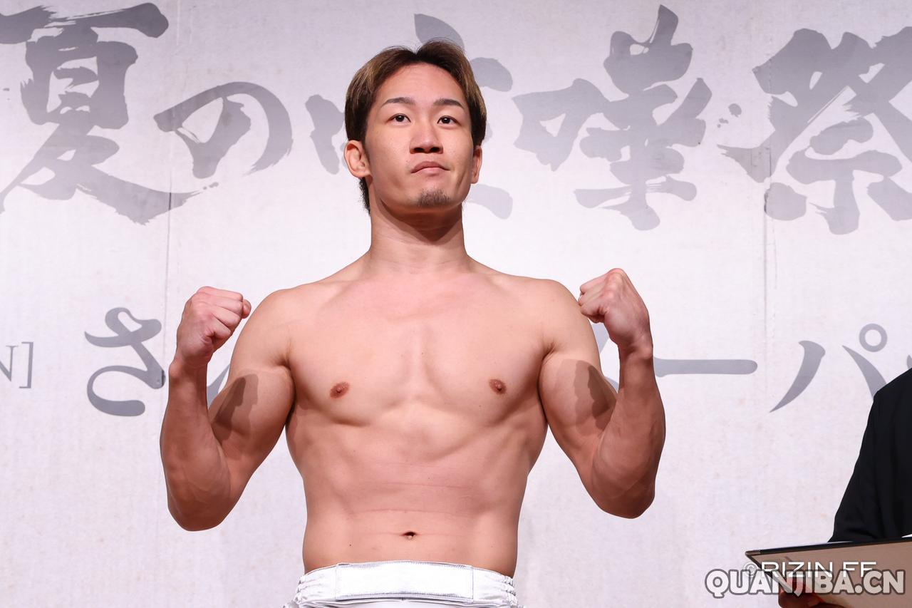 “超”RIZIN雷神4:拳击赛前称重精彩瞬间