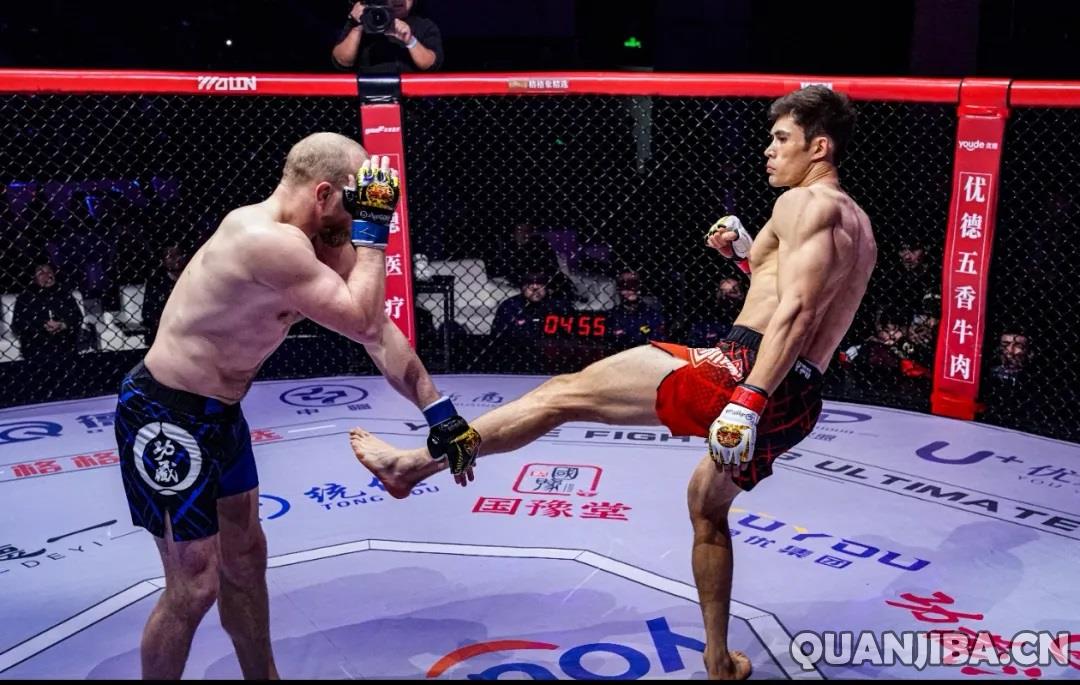 YFU 88盛大结束:伊力扎提在拳击比赛中遗憾败给马克西姆·利洛夫