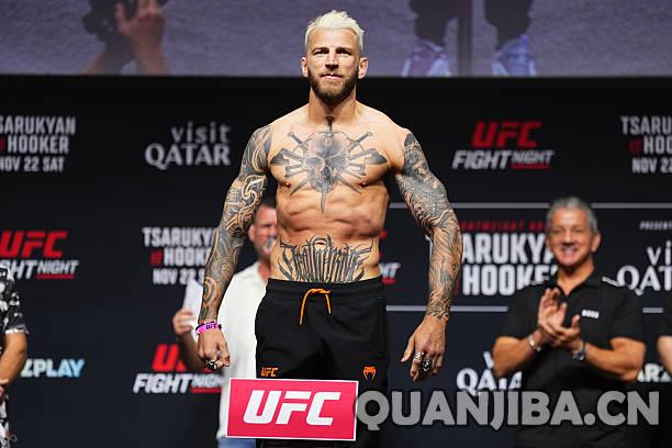 UFC战斗之夜：萨鲁基安与霍克的称重仪式！(拳击)