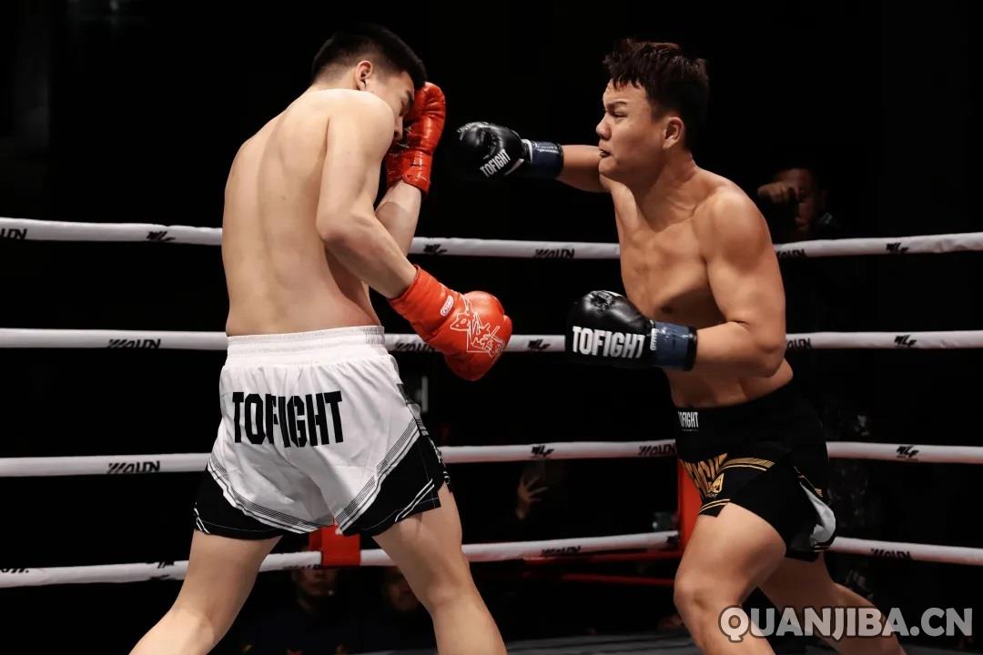 成都散打热力上演，百姓擂台逆袭点燃全