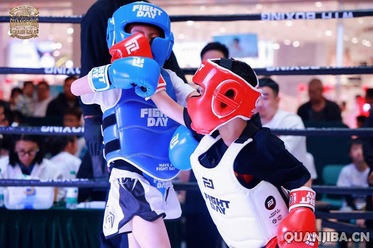 成都散打赛事点燃，“英雄传说”广东年